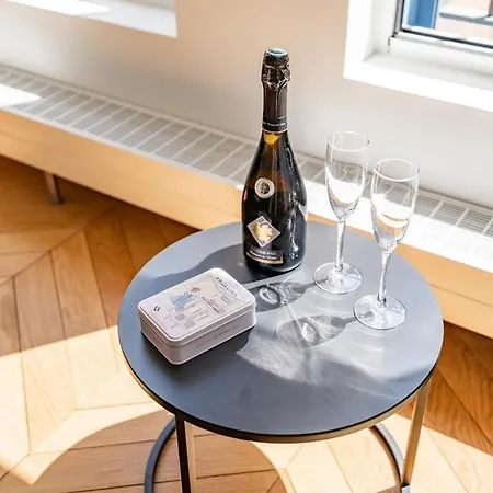 Le Balzac - Champs Elysees - Triangle D'or Apartment Paris